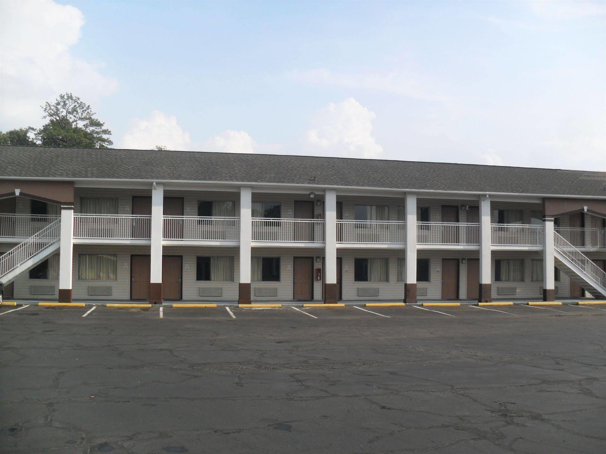 Newport News Inn Exterior foto